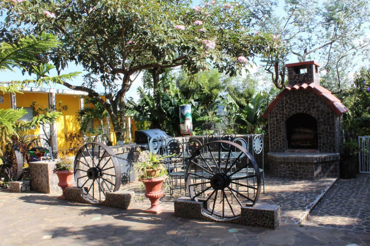 Las Casitas Hostal-Ataco Concepción de Ataco Exteriör bild